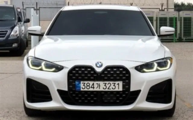 4시리즈 (G22) 420d 그란쿠페 M 스포츠 BMW 2022/01 63,056km